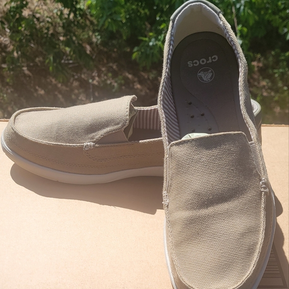 Crocs Women's Walu Loafer | Loafers for Women | Walking Shoes for Women Size 11 - Picture 5 of 12